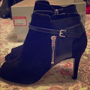 Marc Fisher black suede heeled boots. Women’s 8.5